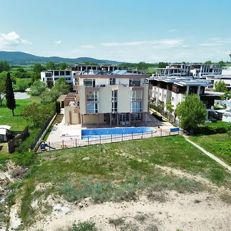 Hotel Royal Marina Chernomorets
