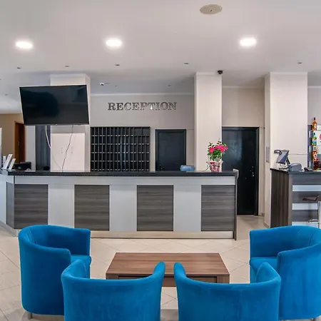 Royal Marina Hotel