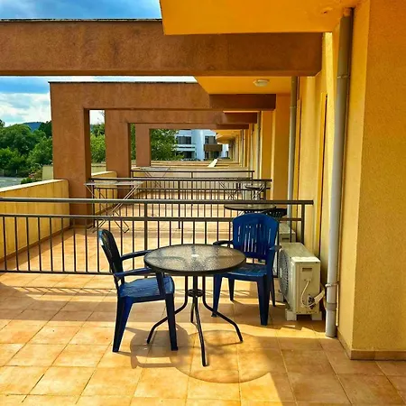Royal Marina Hotel