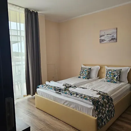 Royal Marina Hotel