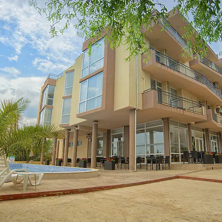 Royal Marina Czernomorec