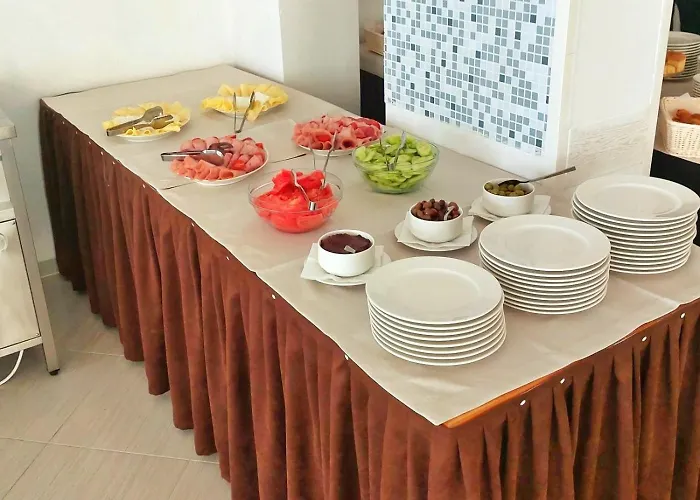 Royal Marina Хотел Черноморец