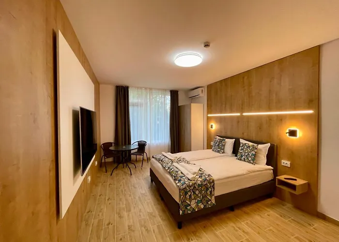 Хотел Royal Marina Черноморец