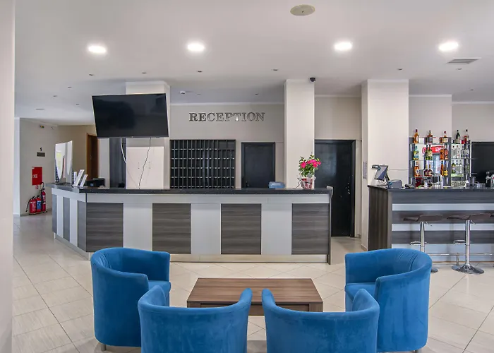 Хотел Royal Marina 3*