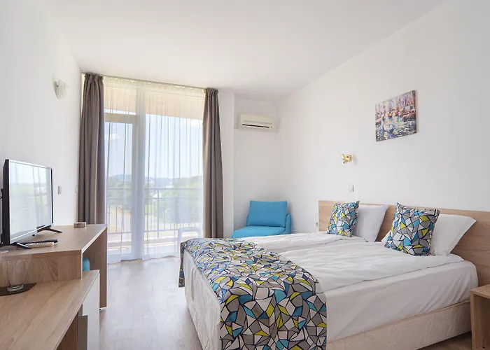 Royal Marina Хотел Черноморец