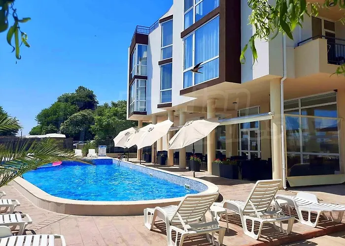 Royal Marina Хотел Черноморец